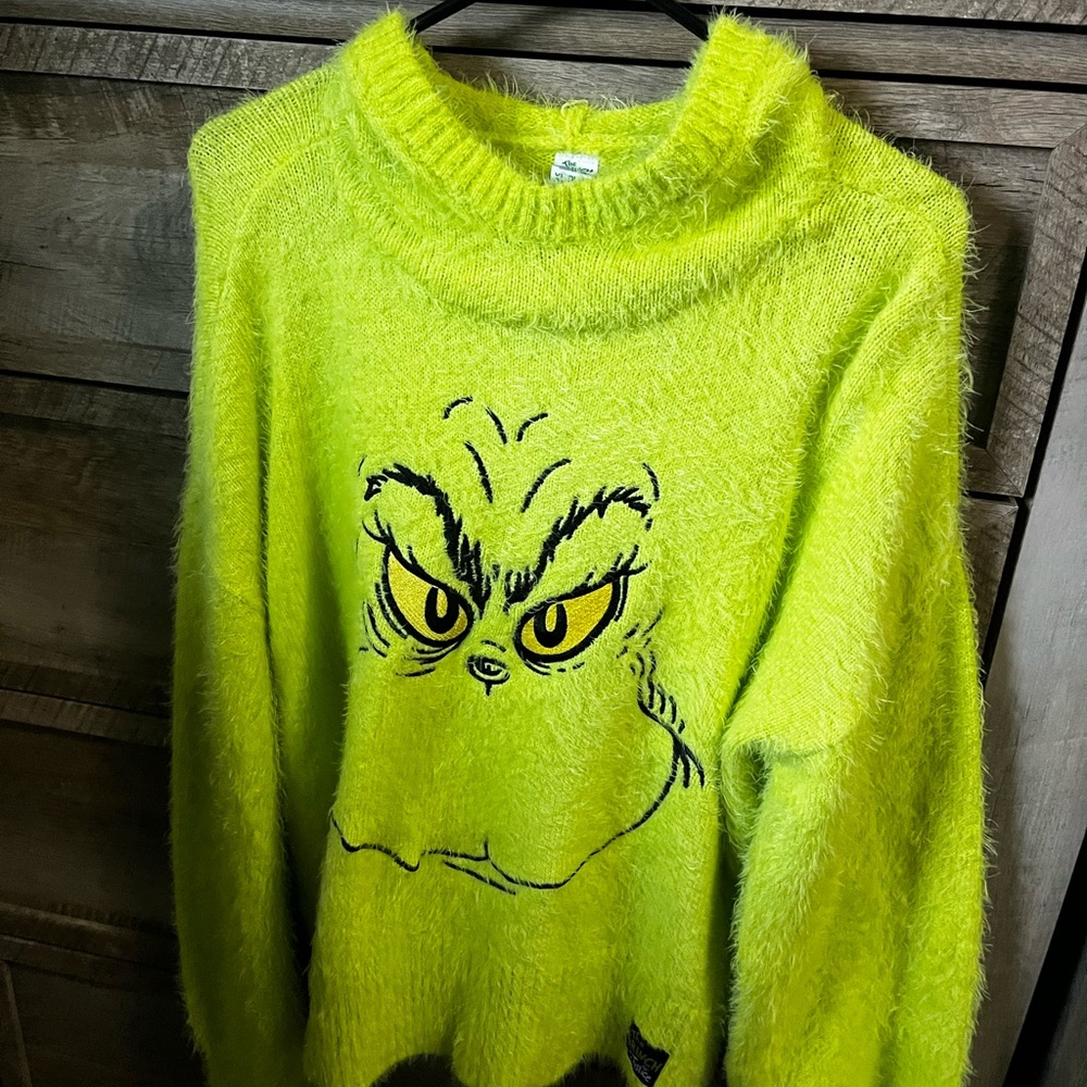 Grinch Sweater -Girls XL plus